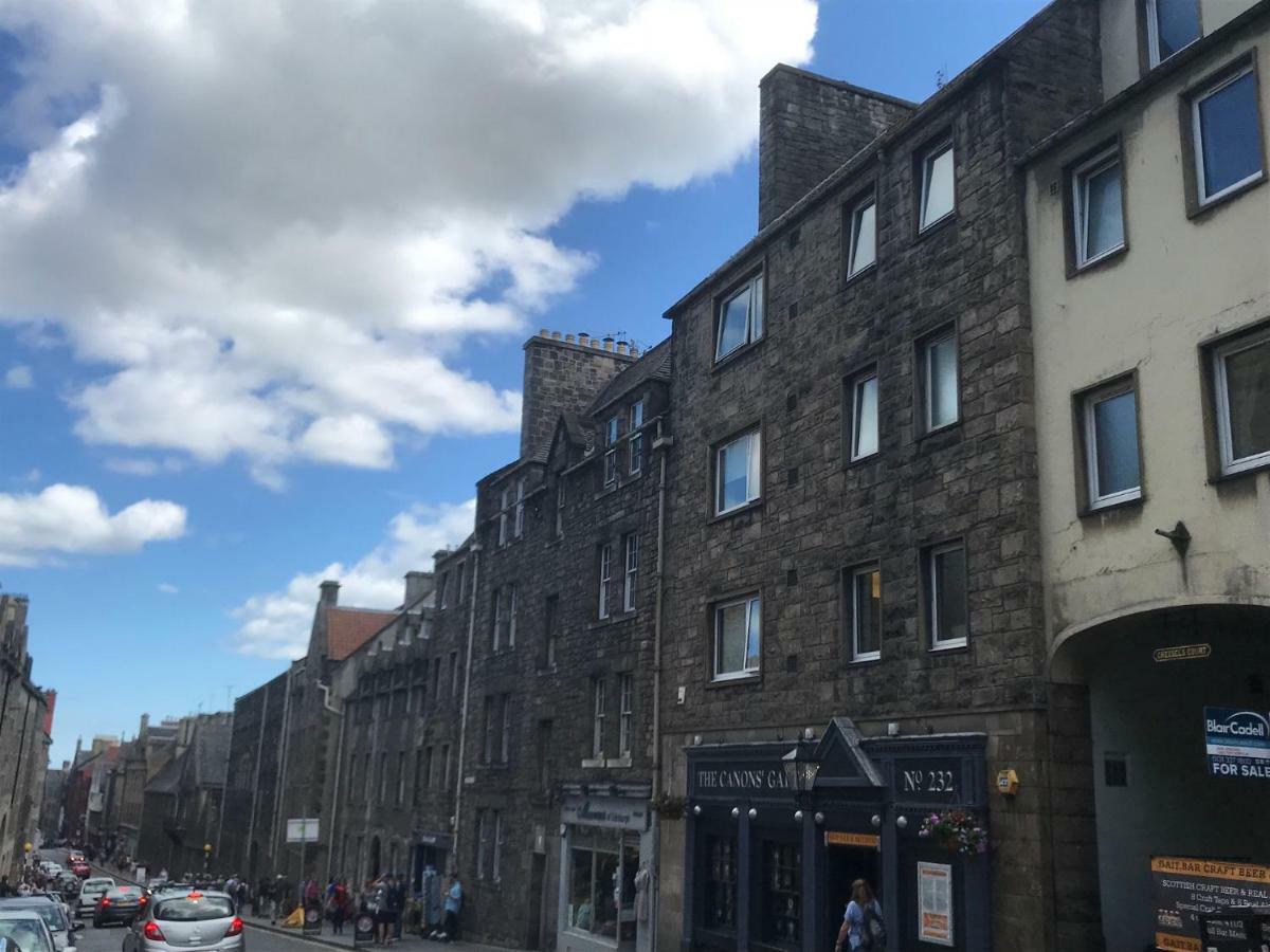 Crags View On The Royal Mile Апартаменты